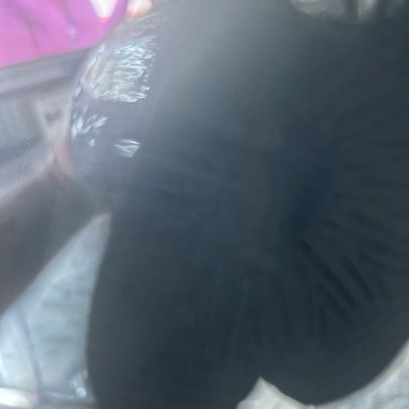 Sequin Uggs toddler size 8 - Picture 4 of 4